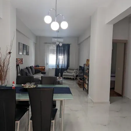 Luxury & Spacious In Apartment Athens